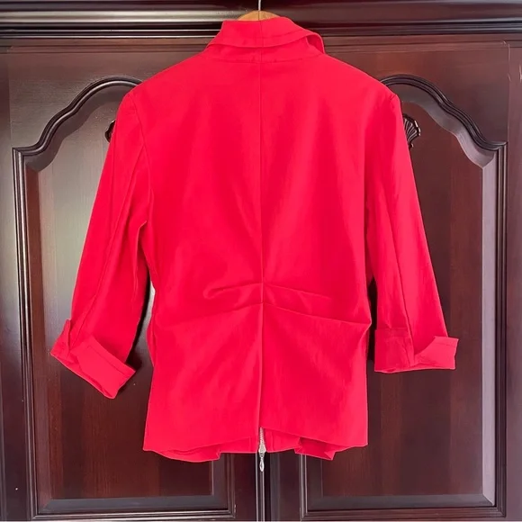 Joseph Ribkoff Style 191196 Ruched zip up jacket
Jacket - Picture 8 of 15